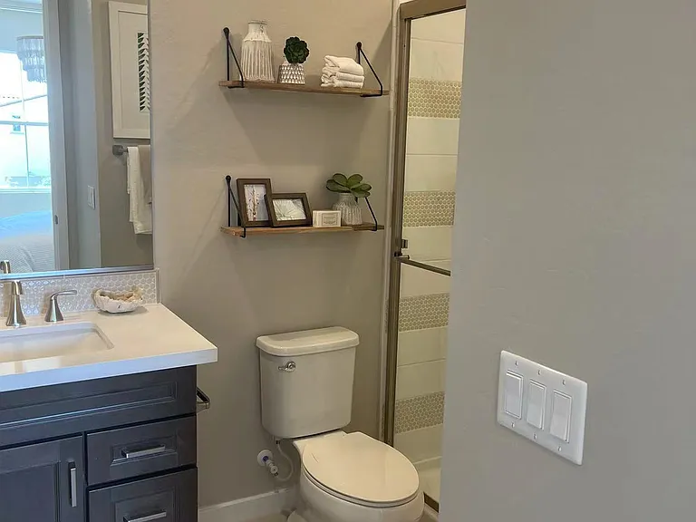 1168 N Burbank Ct — Photo 8