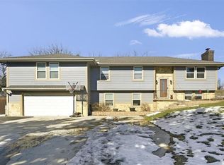 536 Oregon St, Leavenworth, KS 66048