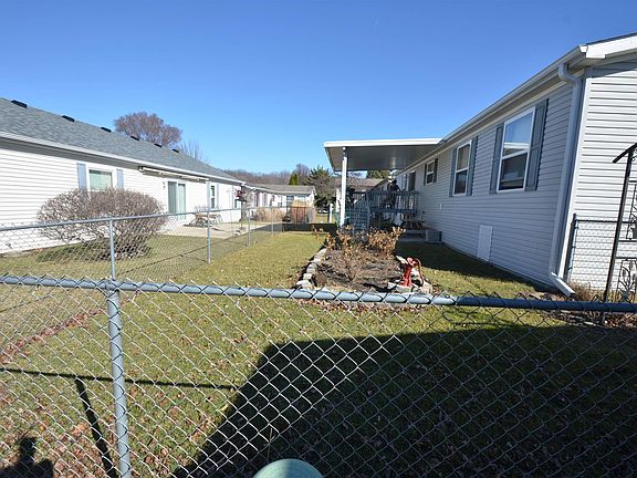 3rd image of 5634 Buttercup Ln