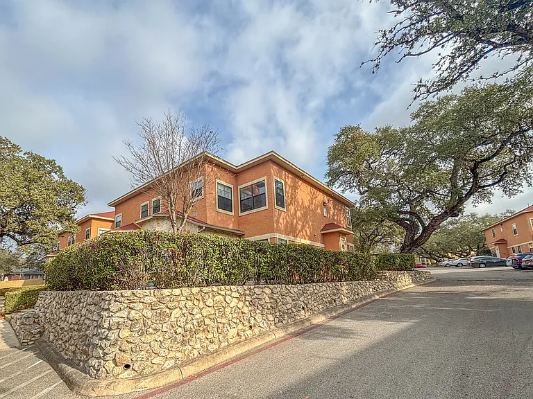 6160 Eckhert Rd #607 — Photo 7