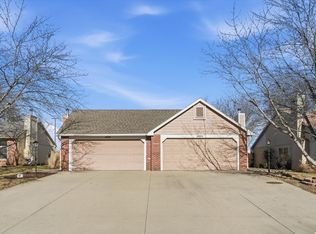 4624 Hearthside Dr, Lawrence, KS 66049