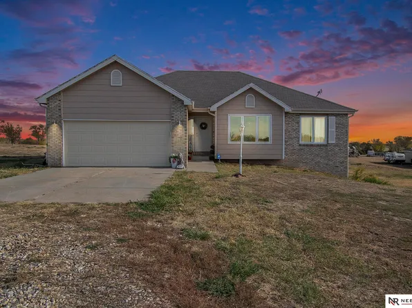 5940 Kiowa Rd, Crete, NE 68333