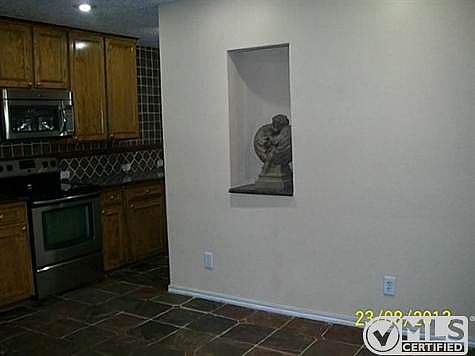 3rd image of 6504 Glen Falls Dr