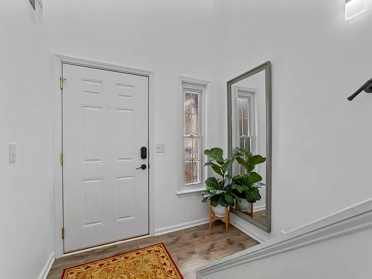 18823 Cloverstone Cir — Photo 5