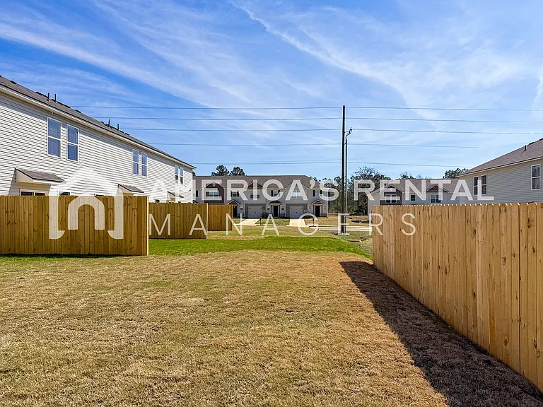 100 River Grass Dr — Photo 17