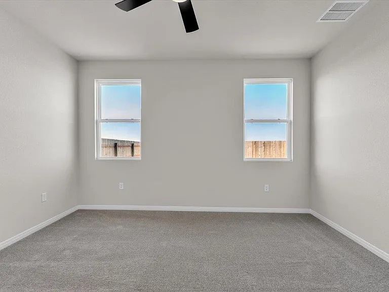 302 Willow Heights Dr — Photo 14