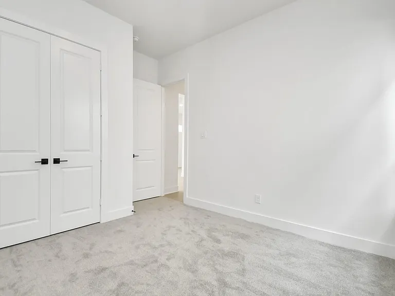 4352 Avron Dr — Photo 24