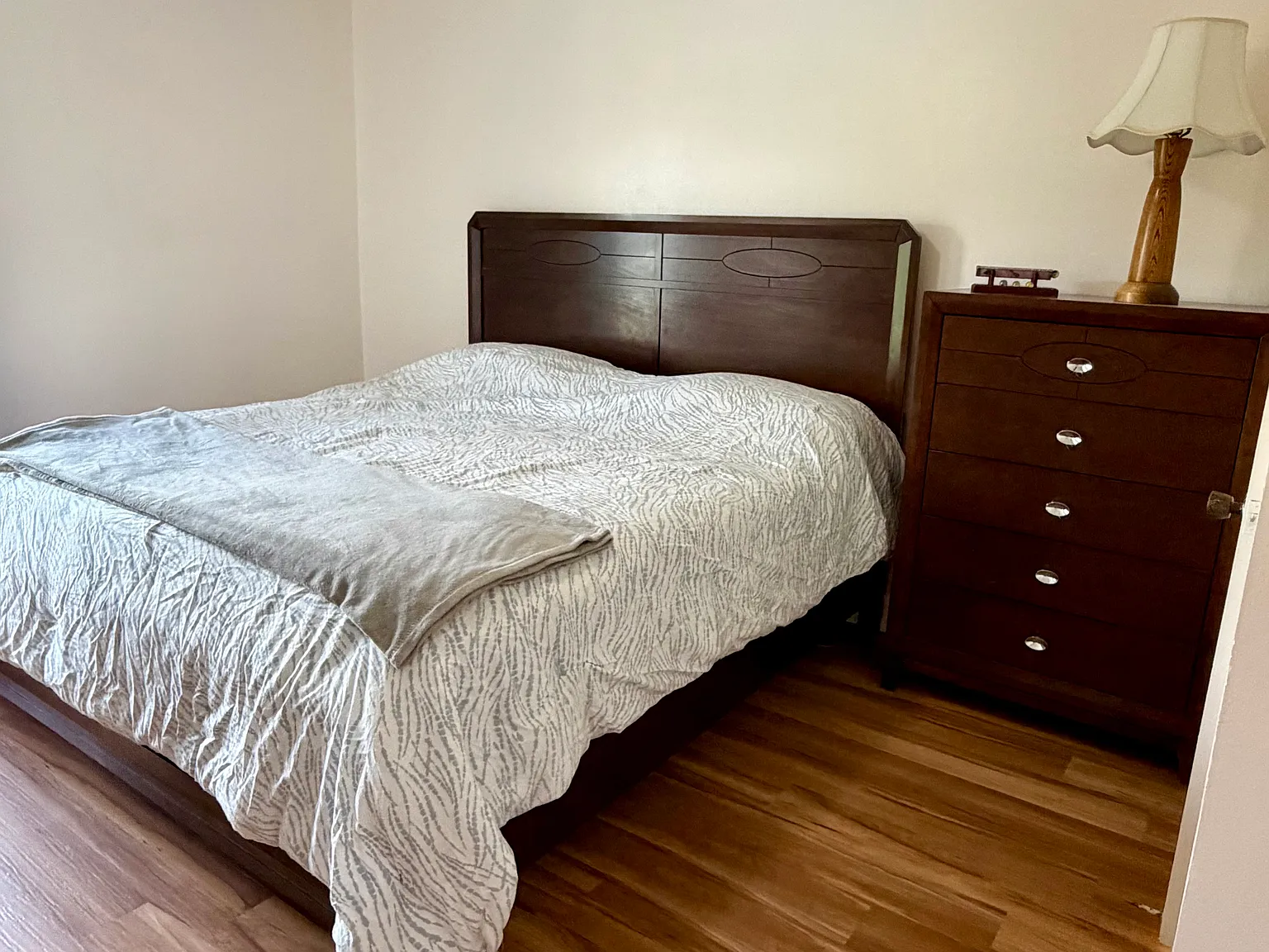 2 bed, 1.5 bath, 930 sqft, $1,950 — Photo 4