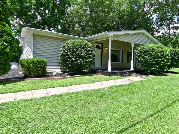 7454 W San Marco Dr, Fortville, IN 46040