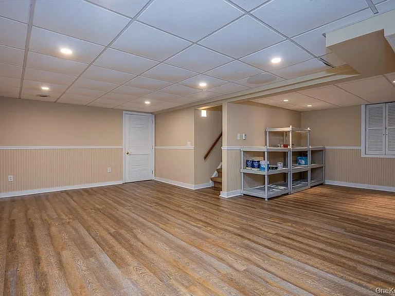 644 Gilbert Ave — Photo 17