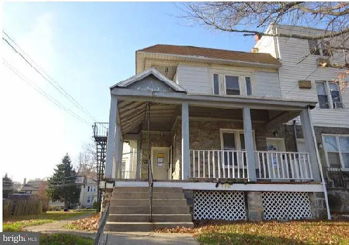 178 N Union Ave photo 1