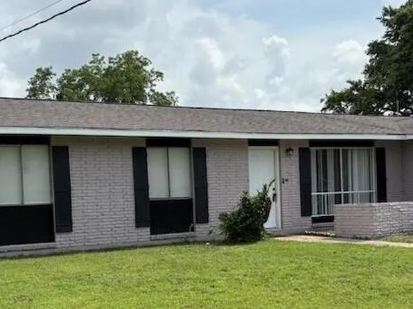 2419 Palmer Dr, Gulfport, MS 39507