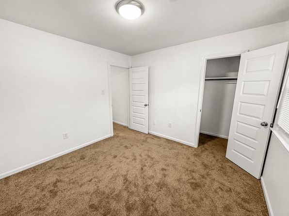 Experience comfortable and stylish living at Creek Ridge Crossing, 3206 Sunset Ave APT M5, Rocky Mount, NC 27804