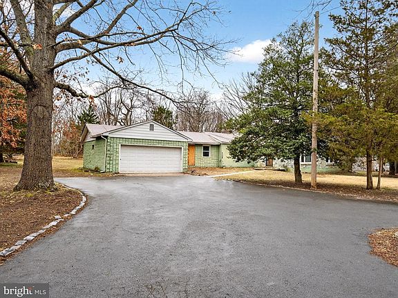 2nd image of 2730 Garwood Rd