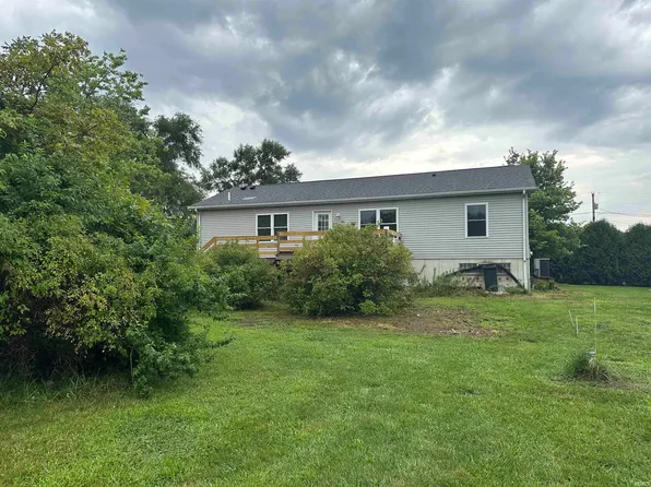 11877 N 600 W, Demotte, IN 46310