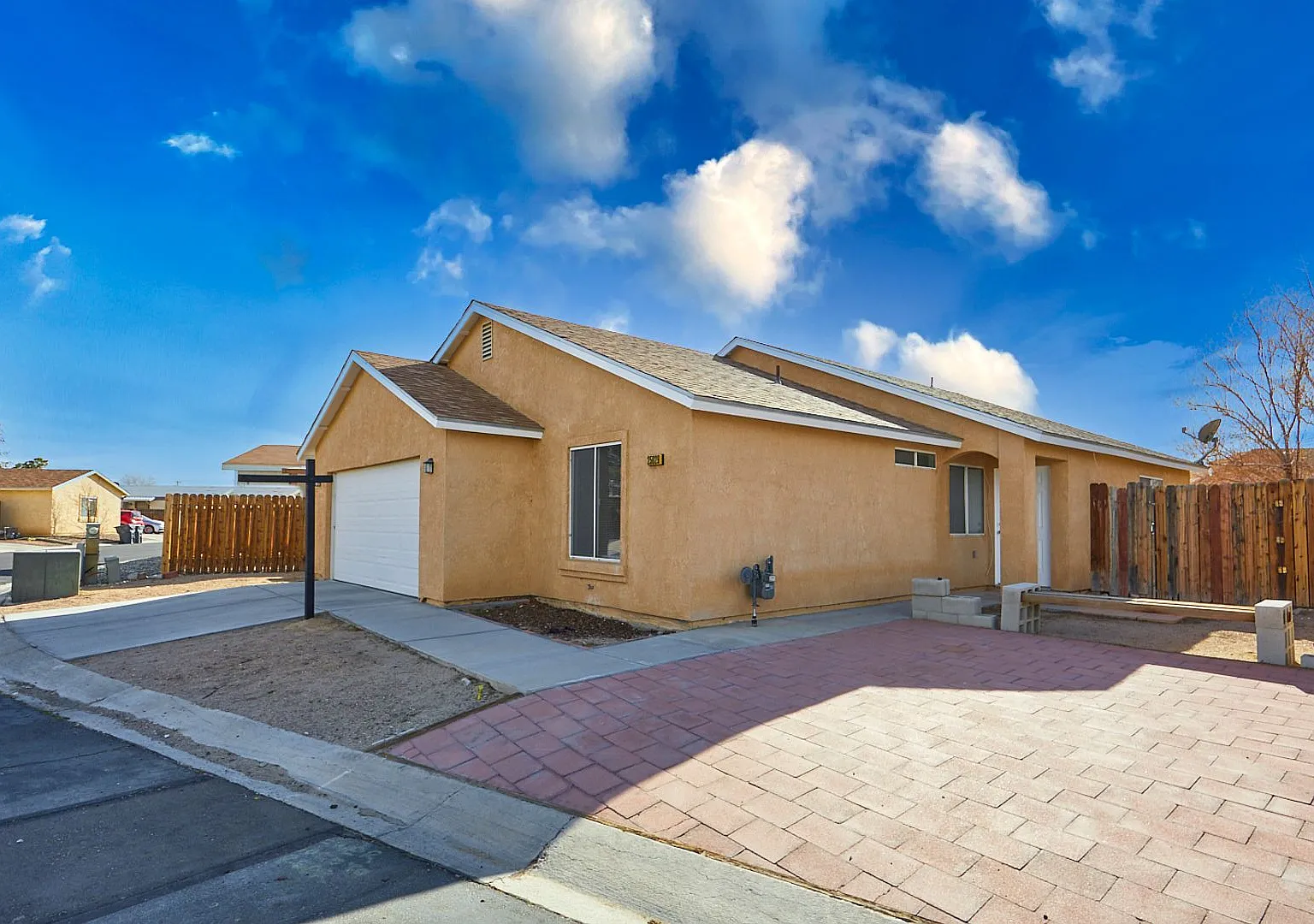3 Bedroom Barstow Home — Photo 2