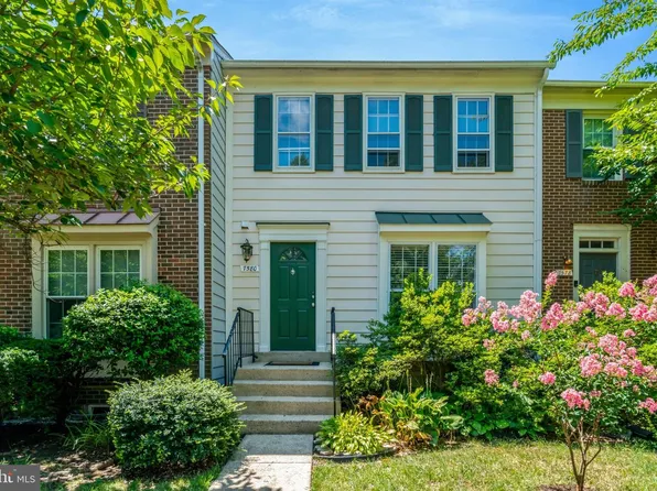 7580 Blanford Ct, Alexandria, VA 22315
