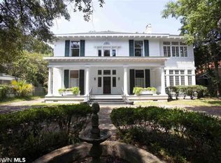 1658 Government St, Mobile, AL 36604