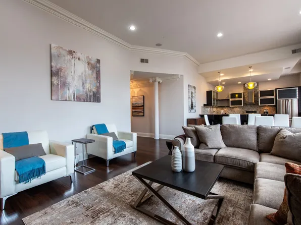 133 S 3rd St APT 403, Louisville, KY 40202