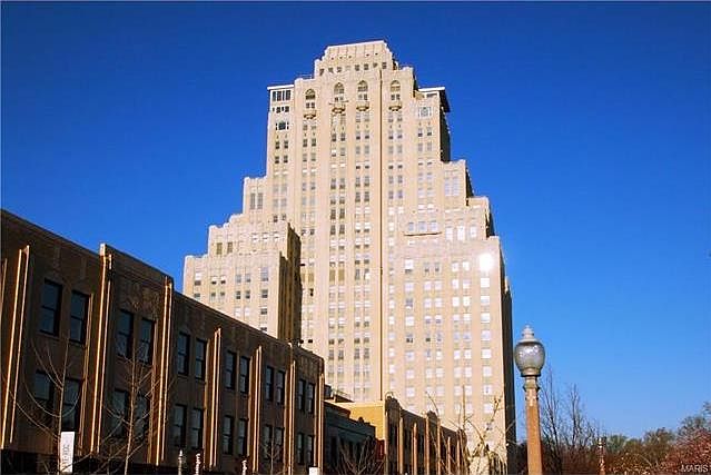 1st image of 232 N Kingshighway Blvd APT 1204