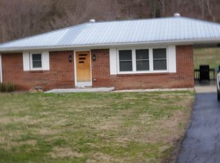 738 Frames Branch Rd, Clay City, KY 40312