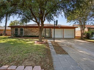 1909 Tameria Dr, Irving, TX 75060