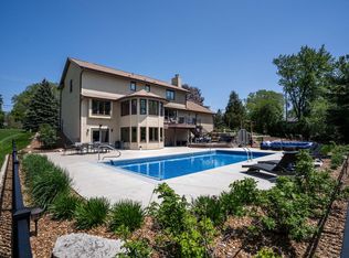 S70W13775 Tess Corners Dr, Muskego, WI 53150