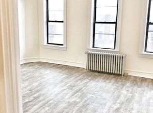 30-32 43rd St #3F, Astoria, NY
