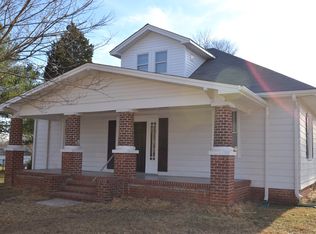 3306 High Point Rd, Winston Salem, NC 27107