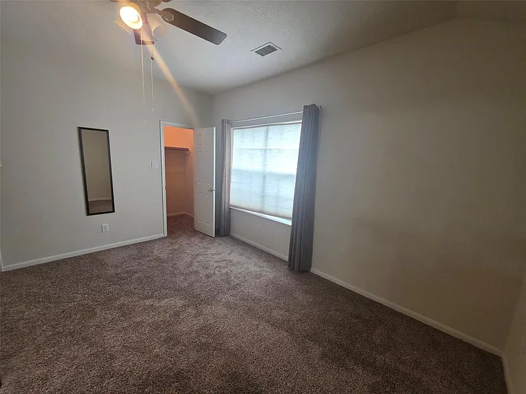 2715 Riverhollow Ln — Photo 39