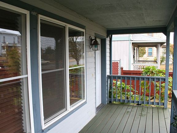 2nd image of 1516 S Sheridan Ave
