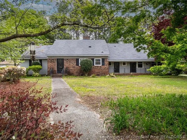2518 Dartmouth Dr, Fayetteville, NC 28304