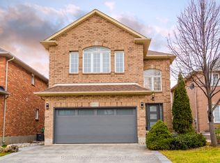 2408 Valley Heights Cres, Oakville, ON L6H 6X2