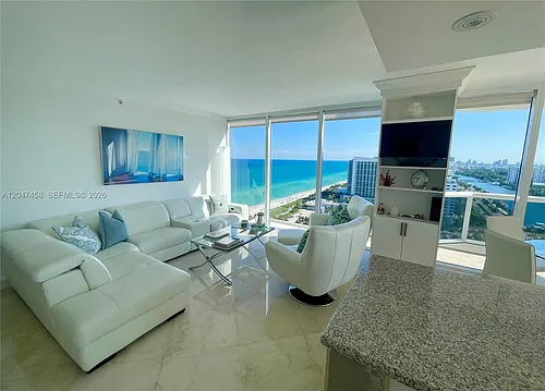 4775 Collins Ave Photo 1