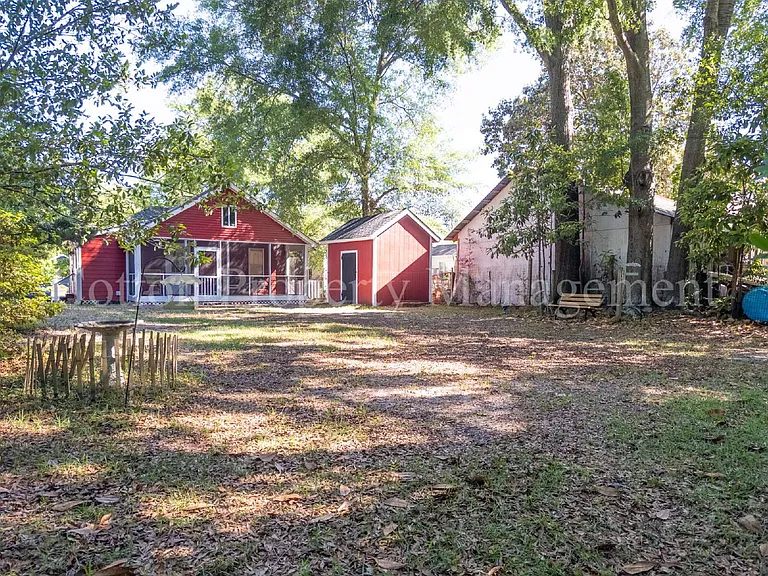 318 Central Blvd — Photo 39