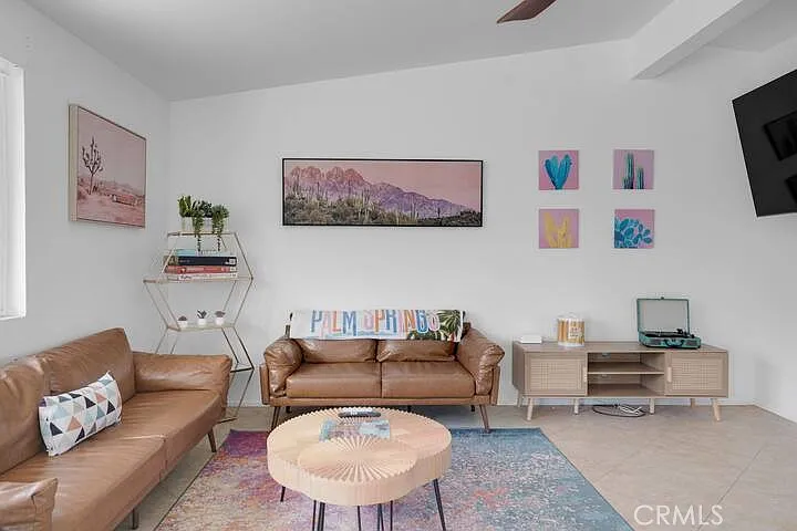 3 bed, 1248 sqft, $2,880 — Photo 3
