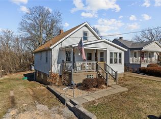 1906 Cliff St, Coraopolis, PA 15108