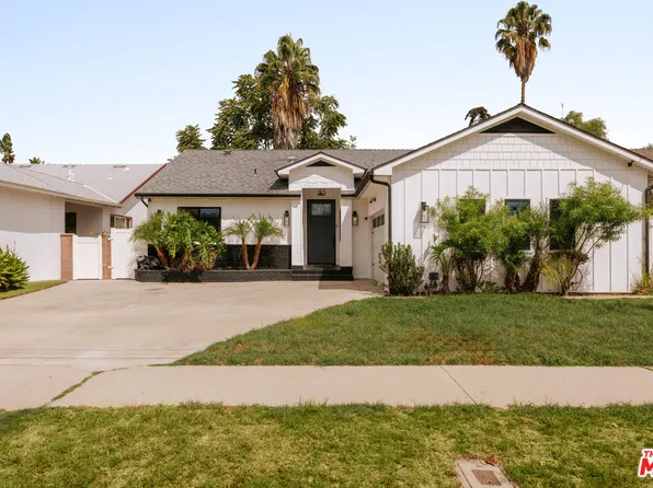 15427 Leadwell St, Van Nuys, CA 91406