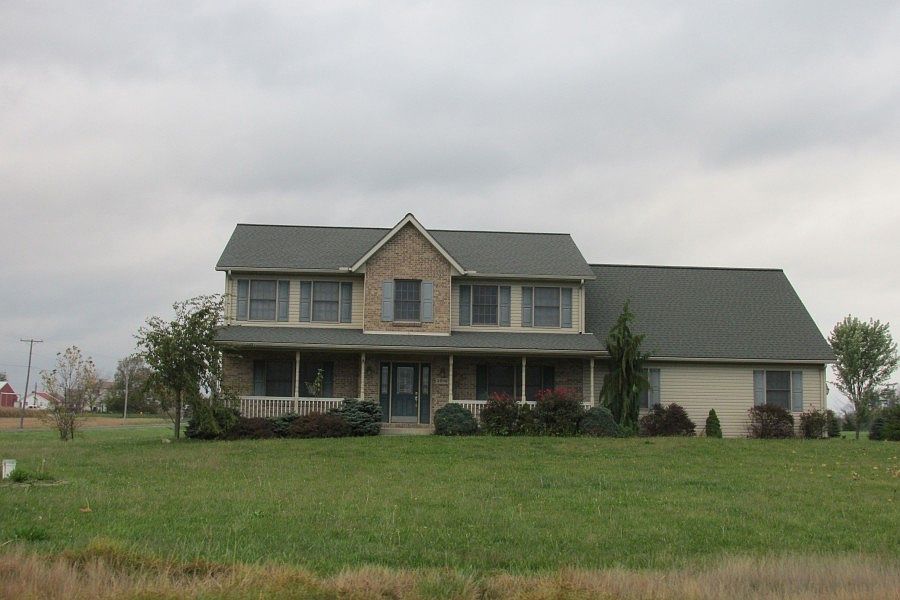 1st image of 3998 Pinewood Ave