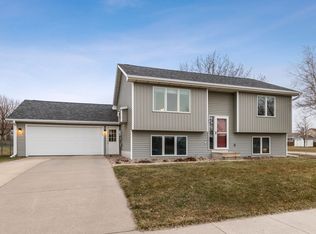 5405 Norris St, Ames, IA 50014
