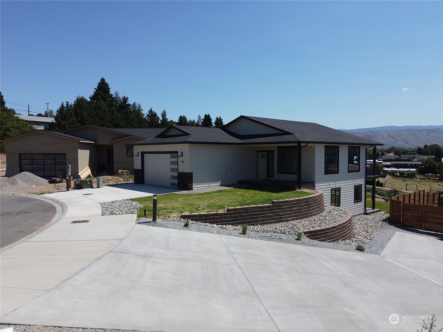 225 NW Chinook Way, Wenatchee, WA 98801 Zillow