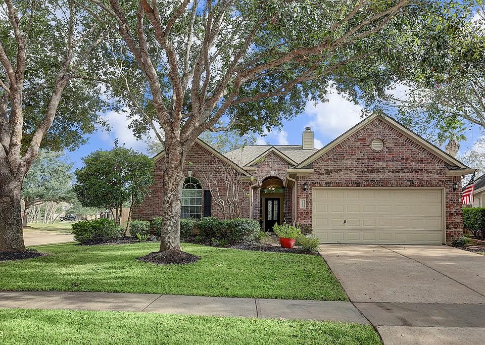 1st image of 3610 Village Lake Ct