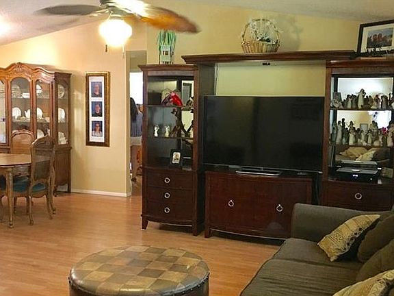 4th image of 2126 Brent Pl