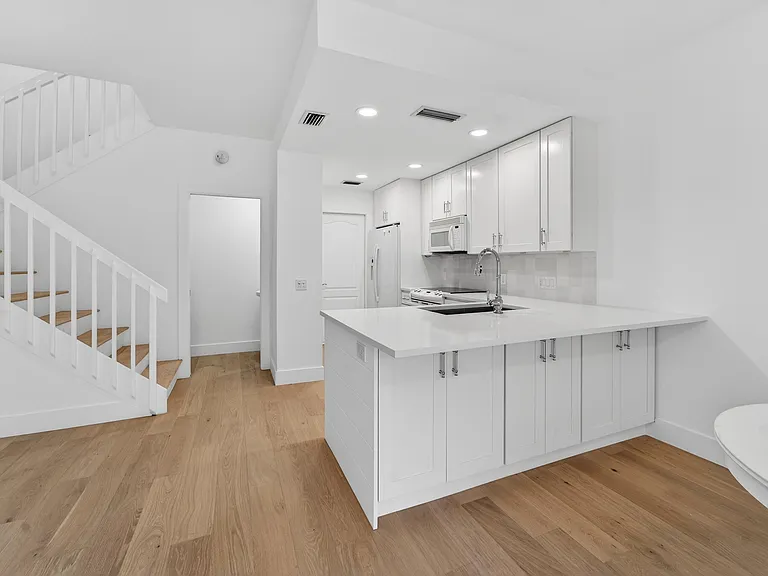 3 Oakland Ct — Photo 13