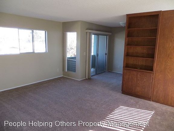 2nd image of 4163 44th St APT 6
