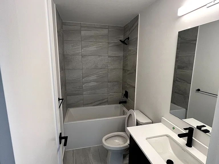 2369 Danforth Ave #508 — Photo 6
