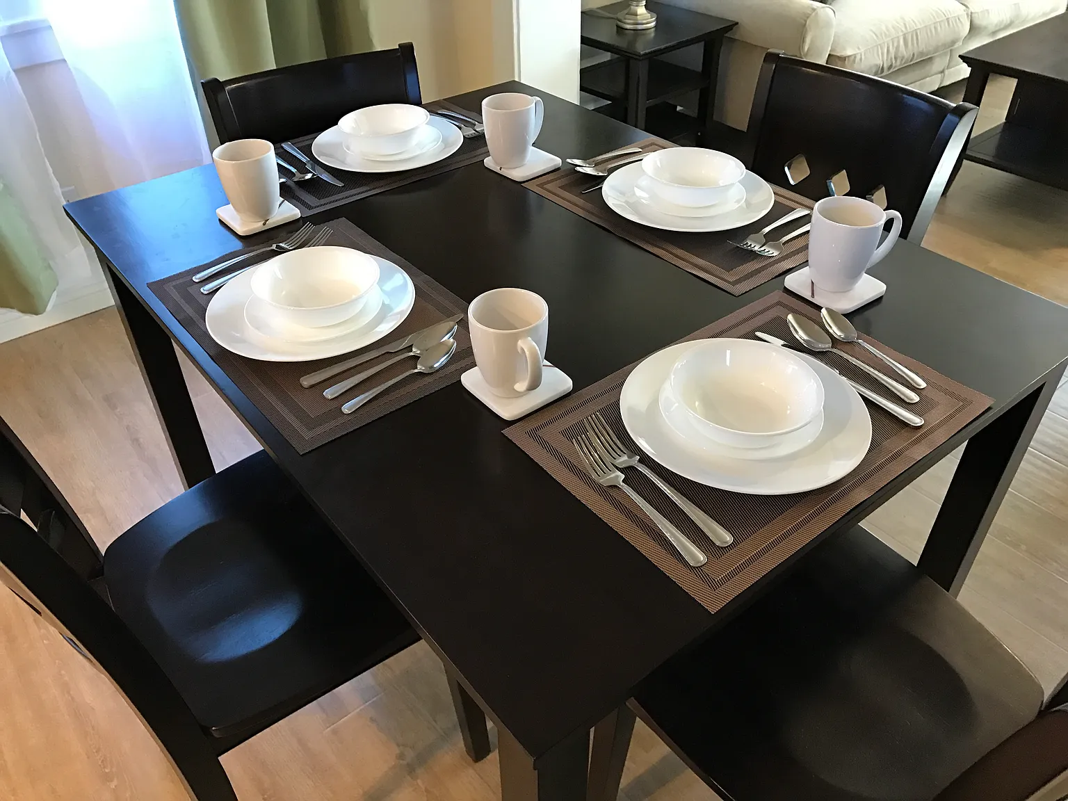 2 bed, 720 sqft, $3,500 — Photo 3