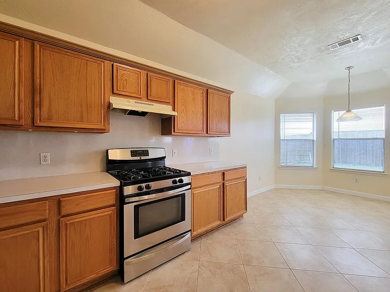 14938 Brightbrook Dr — Photo 37