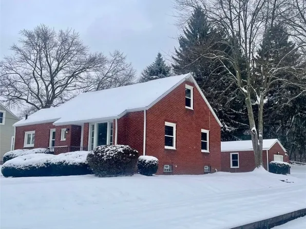 3454 State St NW, North Canton, OH 44720