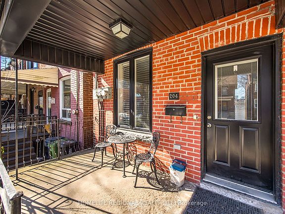 2nd image of 204 Roxton Rd